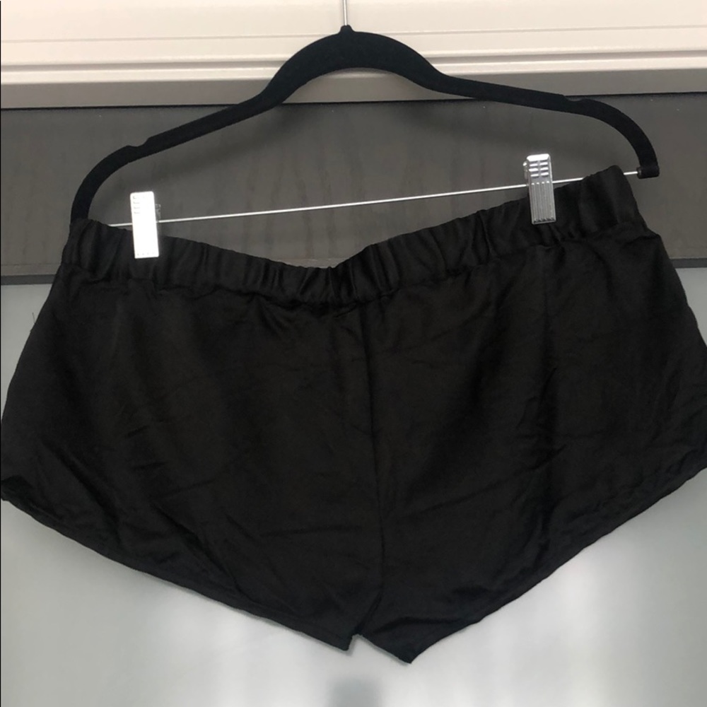 Vintage Elizabeth and James satin black shorts